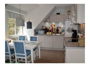 Dining - Holiday Apartment With 1 Bedroom (Wyk auf Foehr)