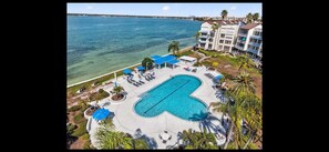 Room - Direct Bay Views - Private Balcony Pool Hot Tub (St. Petersburg)