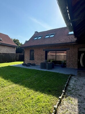 Exterior - Vrbo Property (Bersée)