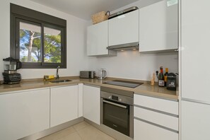 Private kitchen - Villa Cap Blanc, Moraira (Moraira)