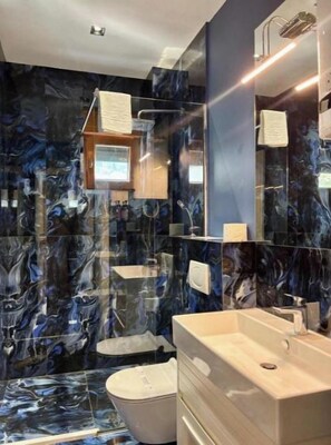 Bathroom - Perla di Adriatico - Double Room with Mountain View (Bečići)
