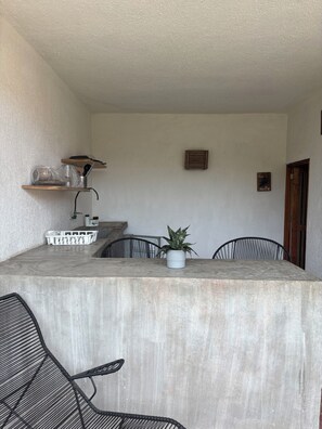 Outdoor dining - Arena House Hotel La Punta (Puerto Escondido)