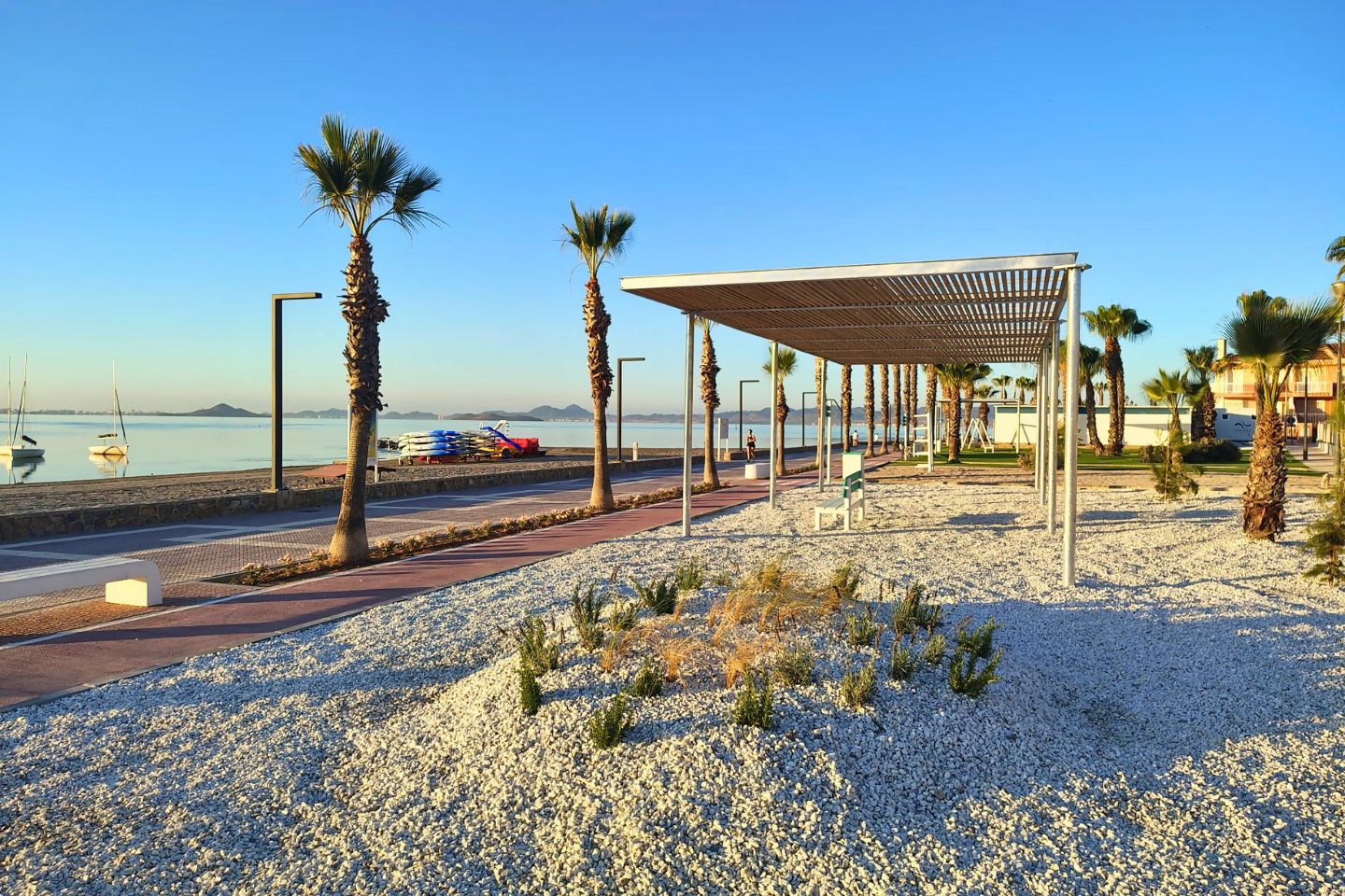 Strand
