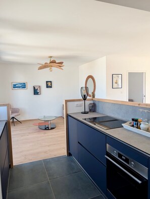 Private kitchen - Vrbo Property (Concarneau)