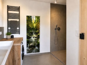 Bathroom - Vrbo Property (Lenzkirch)