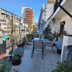 Outdoor dining - Cozy 1-bedroom apartment with AC in perfect Buenos Aires (Buenos Aires)