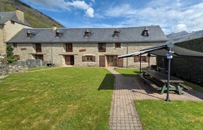 Exterior - Loudenvielle • Vacation Rental, 3*, 12 guests, Grands Espaces • 220m² • La Bergerie • (Adervielle-Pouchergues)