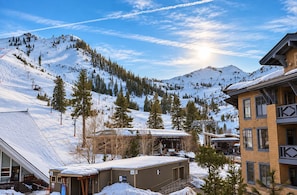 Exterior - Ski-in/Ski-out, Mtn View, 1 bdrm
Condo steps from Lifts, Funitel and Gondola (Olympic Valley)