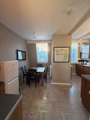 Dining - Stylish Shoreditch Stay (London)