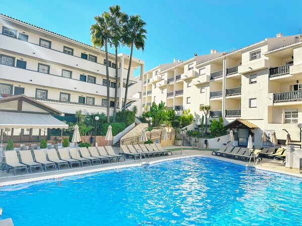Pool - Crown Resorts (Mijas)