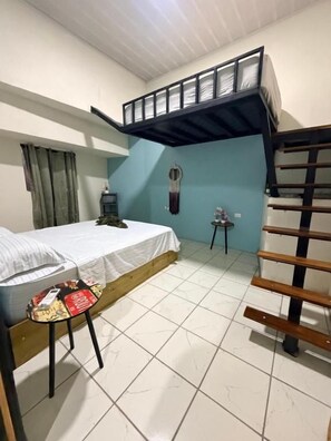Room - Bamboo House (Agujitas (Drake))