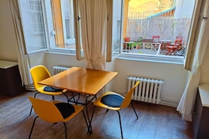 Dining - Charles Bridge Hostel & Apartments (Prague)