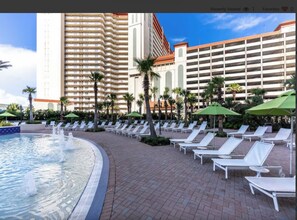 Pool - Seaside Paradise~ Eat, Beach, Relax, Repeat. Condo in beautiful Panam City (Panama City Beach)