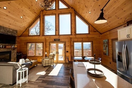 Cookie Top Mountain Chalet