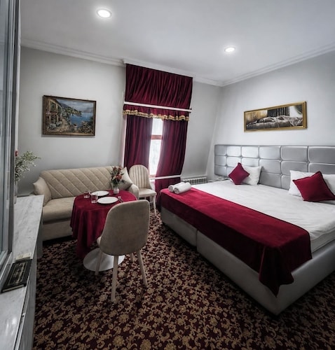 Ulubey Hotel