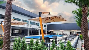 Pool - B2 Muay Thai Pattaya Boutique & Budget Hotel (Pattaya)