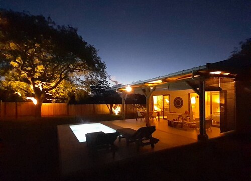 Chamallow Nature Lodge with a private pool and a magnificent view of the mountains