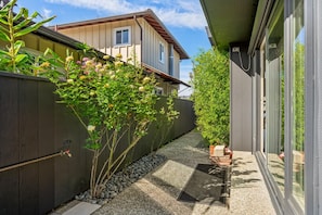 Exterior detail - Lagoonfront Home w/ Private Deck & Steam Shower (Foster City)