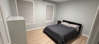 Soothing room in a quiet house near Penn State
