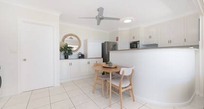 Beautifully renovated one bedroom beachfront unit