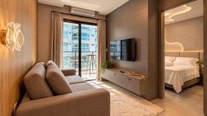 Living area - Cozy 1-bedroom apartment in soothing Itapema with AC (Itapema)