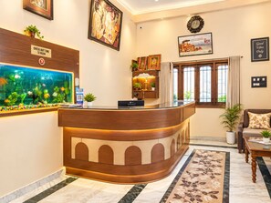 Lobby - Premium Hotel MG Varanasi  (Varanasi)