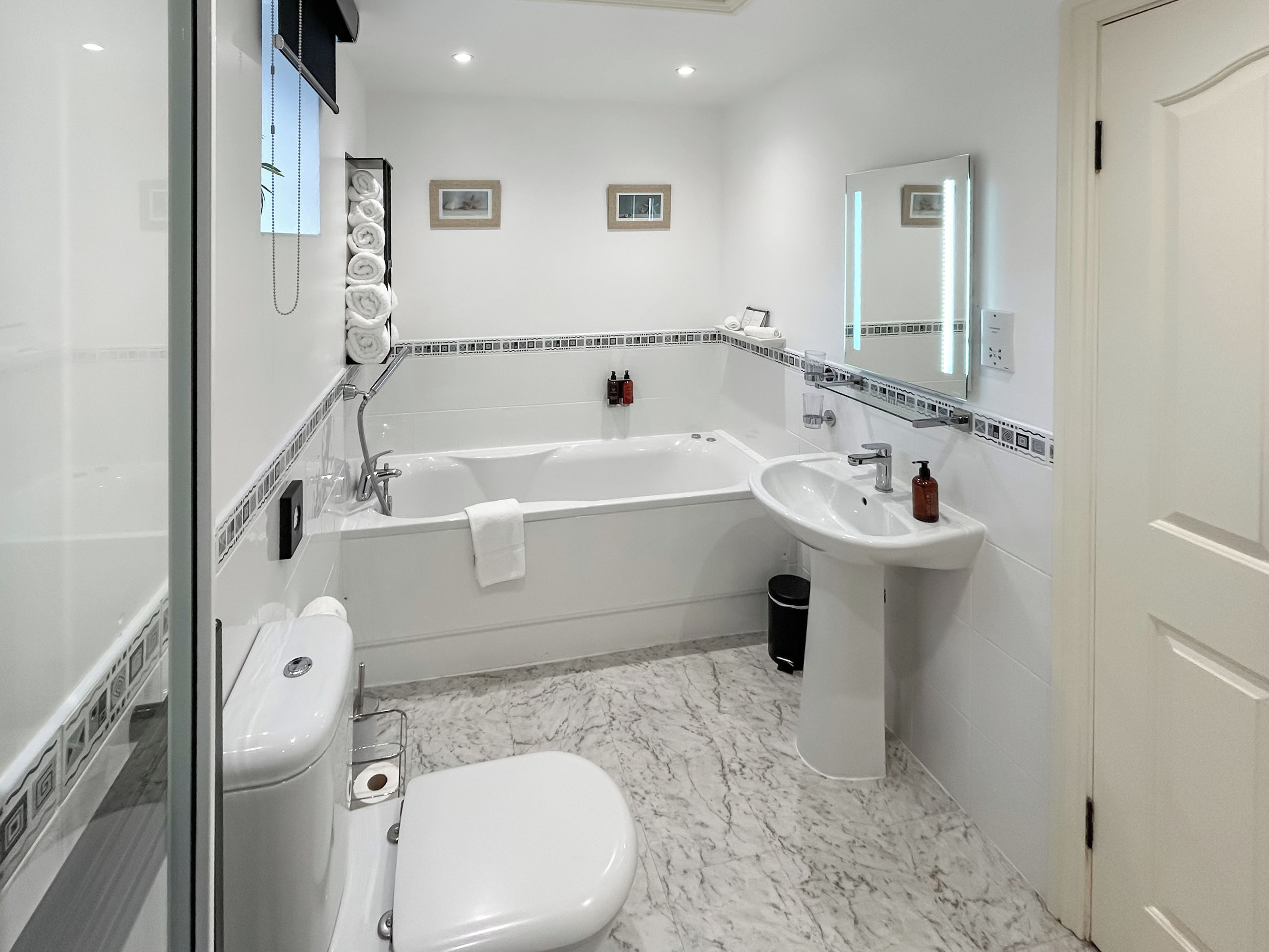 Bathroom | Ash Cottage - Old Lonan Church Farm Cottages, All Isle of Man