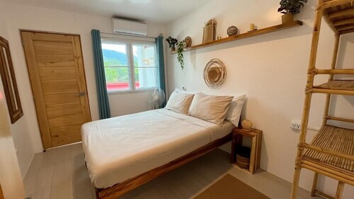 Hiraya Apartments