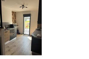 Private kitchen - A Little Corner of Brittany (Saint-Martin-sur-Oust)