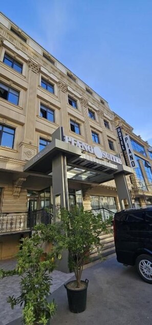 Exterior - Piano Suites (Baku)