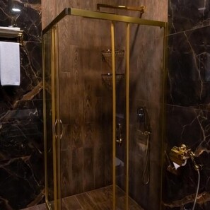 Bathroom - Piano Suites (Baku)