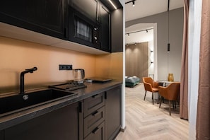 Private kitchen - N5 Boutique Apartments by BQA (Budapest)