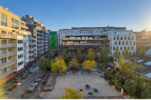 Exterior - Modern Top-Floor Apartment with Balcony & City Views – All-Inclusive (Oslo)