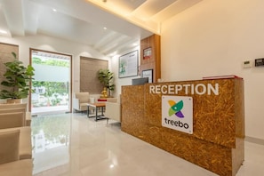 Lobby - Treebo Premium The Maulshri (Lucknow)