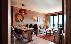 Living area - Wifi, 10m from ski slopes, view mountain, fitness, swimming pool, sauna, hammam, balcony, ski locker (Avoriaz)