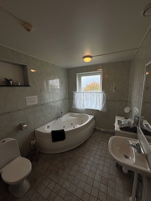 Bathroom - Brålanda Hotell & Vandrarhem (Västra Götalands län)
