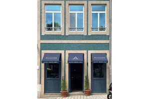 Exterior detail - Vila Catarina Luxury Apartments: Standard Apartment with Balcony and Pool View (Porto)