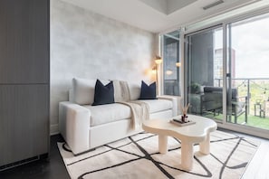 Living area - Chic Yorkville 1BR Elite Living (Toronto)