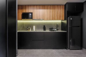 Private kitchen - w* | Enchanting Loft w/ Balcony in Tabacalera (Ciudad de México)