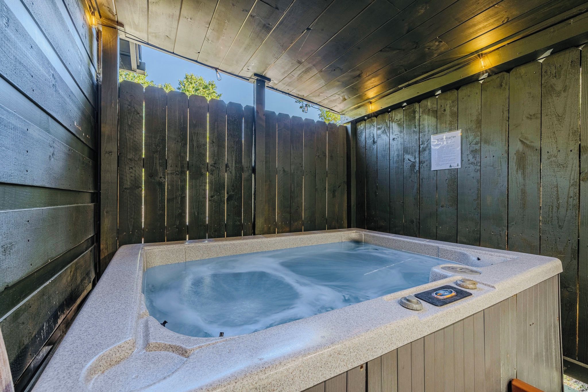 室内 SPA 浴缸