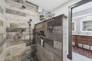 Primary bathroom - Shimmering Peaks Retreat (Thornton)