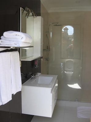 Bathroom - Gite Nadia (Casablanca)