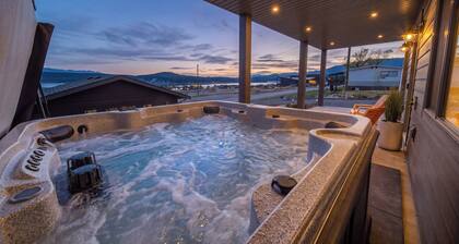 Koocanusa Retreat - Lake Days and Ski Getaways
