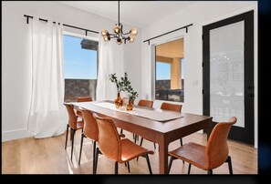 Dining - Hurricane Hideaway - Hot Tub + Ping Pong - Pet Ok! (Hurricane)