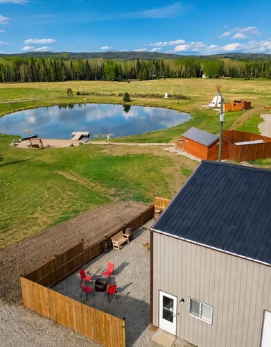 2BR Retreat on Trout Pond / Full Kitchen & Laundry