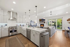 Private kitchen - Black Rock Ridge 14457 (Hideout)