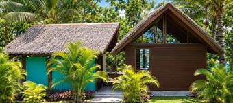 Freshwater Plantation Beach Bungalow