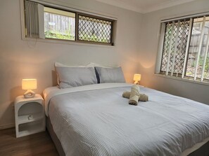 Room - Cosy on the Plains | 4BR Family Home (Ipswich)