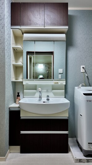 Bathroom - JIA Karin Osaka (Daikoku, Naniwa Ward, Osaka)