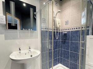 The Gables House, Whitby - 5 bedroom accommodation in Whitby (Whitby)